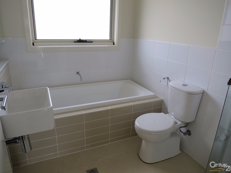 8 Well St, The Ponds NSW 2769