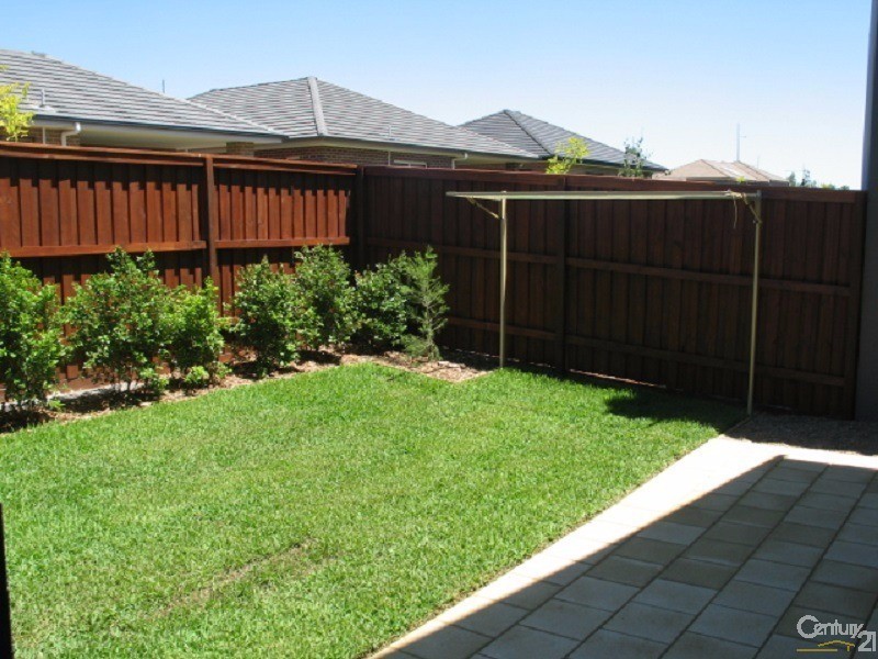 6 Caddies Blvd, Rouse Hill NSW 2155