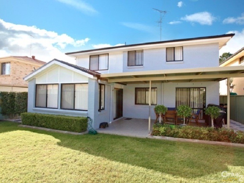 17 Aberdour Ave, Rouse Hill NSW 2155