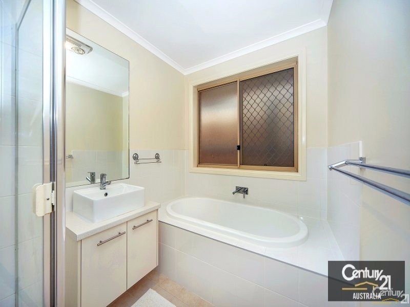 4 Peppermint Fairway, The Ponds NSW 2769