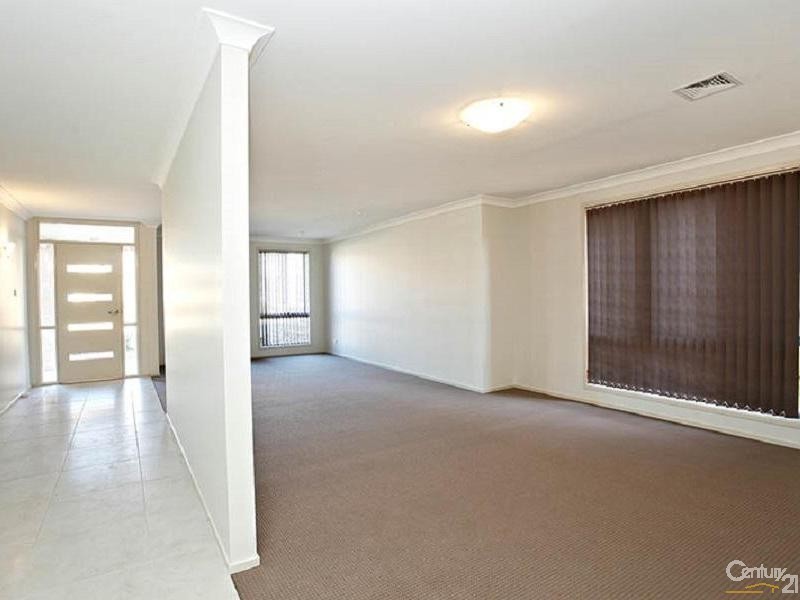 7 Barkala St, The Ponds NSW 2769