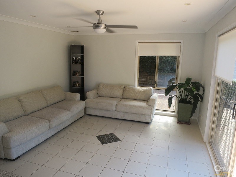 12 Kinsella Court, Kellyville NSW 2155