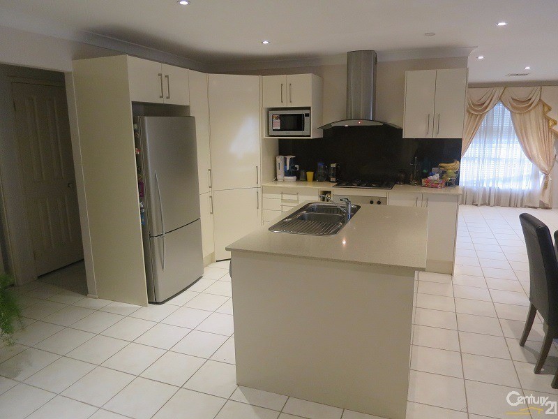 22 Atlantic Place, Beaumont Hills NSW 2155