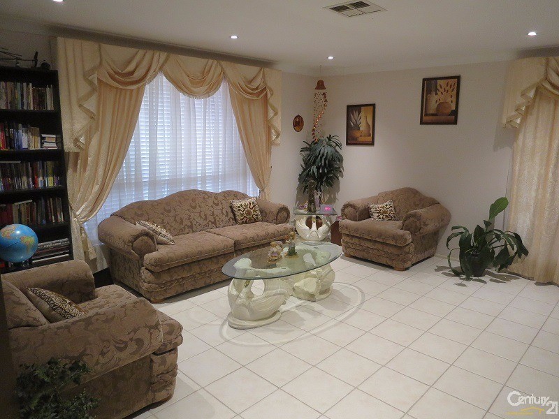 22 Atlantic Place, Beaumont Hills NSW 2155