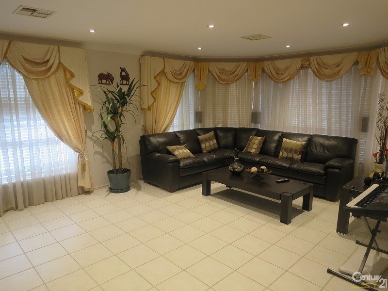 22 Atlantic Place, Beaumont Hills NSW 2155