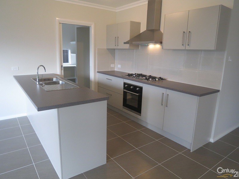 16 Mulberry St, Riverstone NSW 2765