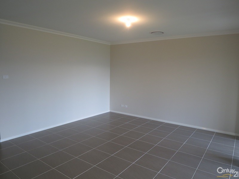 16 Mulberry St, Riverstone NSW 2765