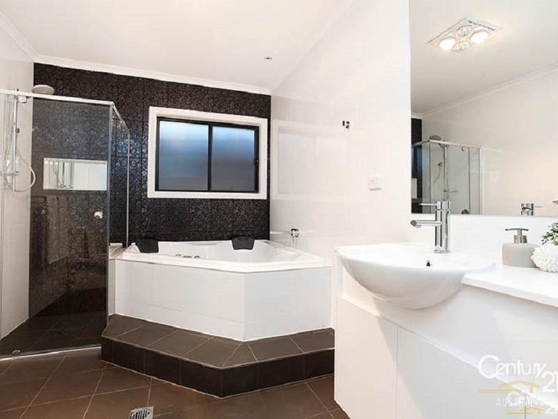 66 Waterfall Blvd, The Ponds NSW 2769