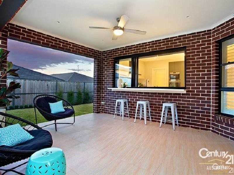 66 Waterfall Blvd, The Ponds NSW 2769