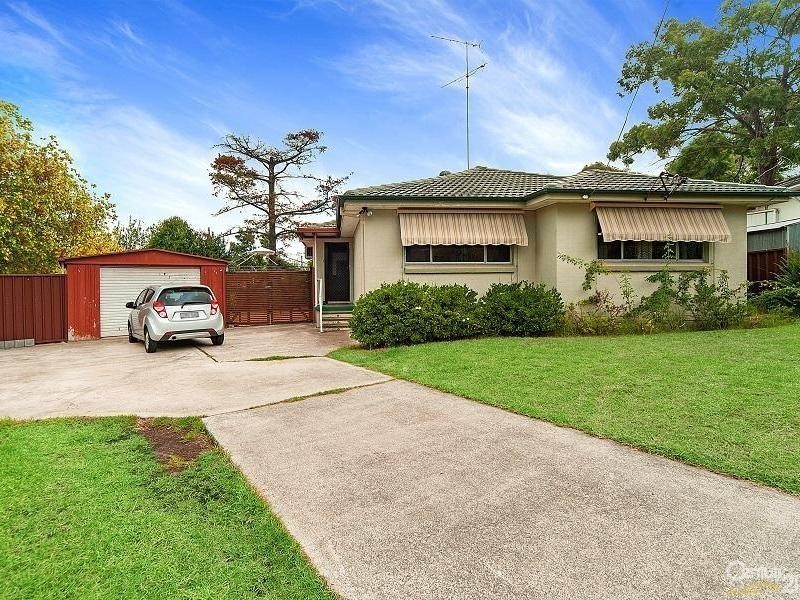 8 Pine Place, Riverstone NSW 2765