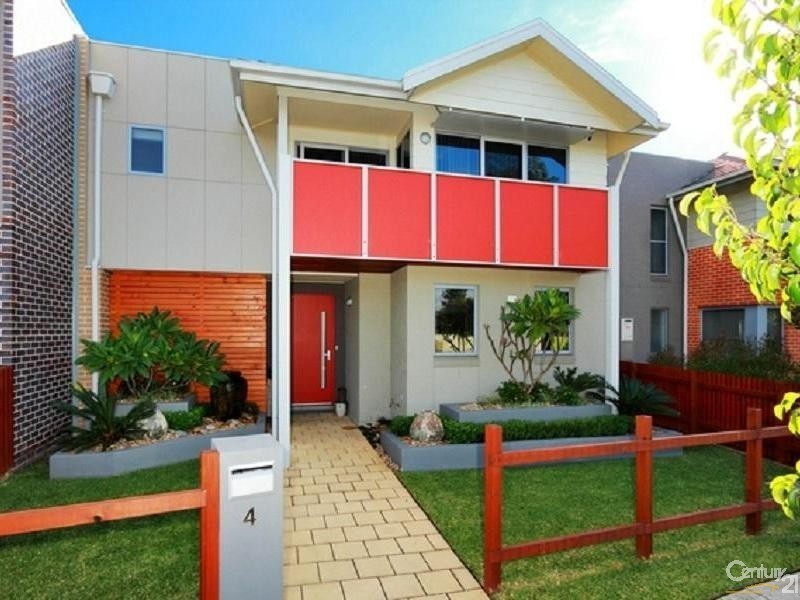 4 Caddies Blvd, Rouse Hill NSW 2155
