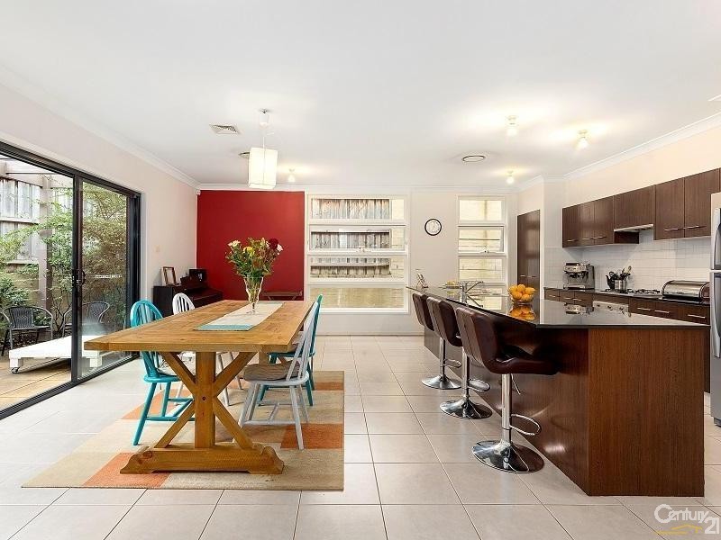 28 Benson Road, Beaumont Hills NSW 2155