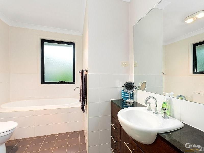 28 Benson Road, Beaumont Hills NSW 2155