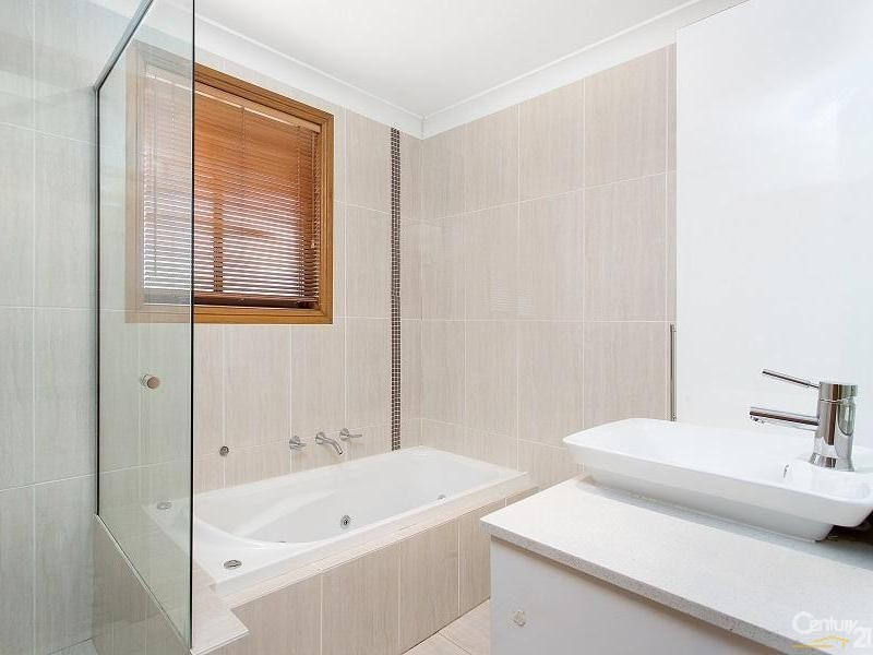 6 Brae Street, Prospect NSW 2148