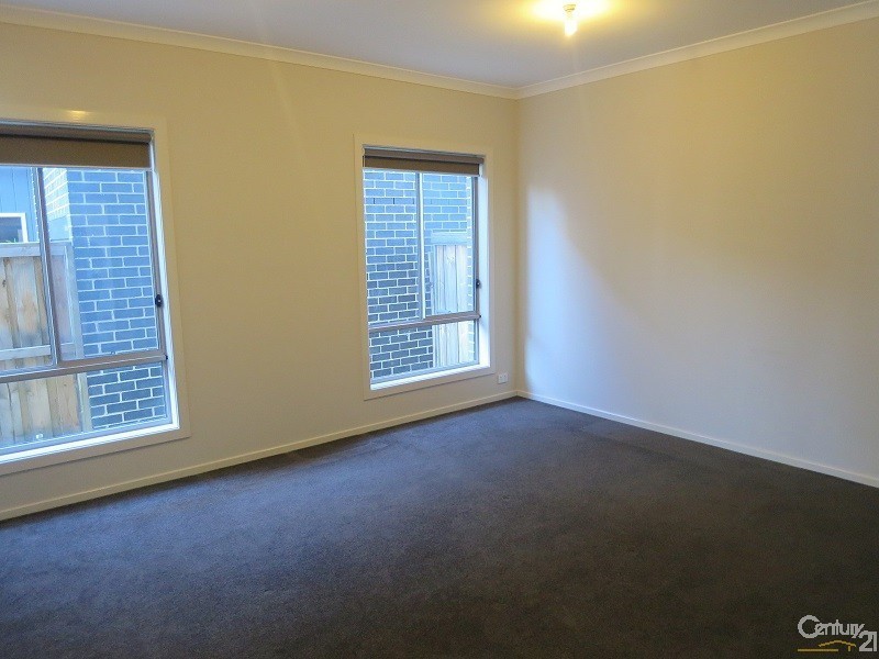 36 Freshwater Rd, Rouse Hill NSW 2155