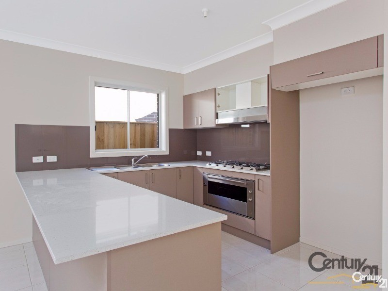 36 Summerland Crescent, Colebee NSW 2761