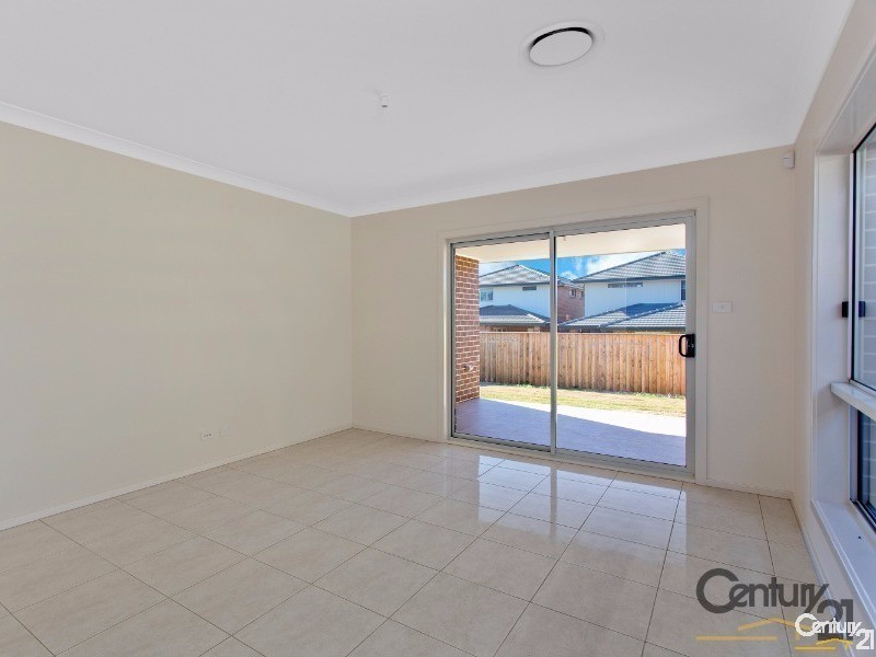 36 Summerland Crescent, Colebee NSW 2761