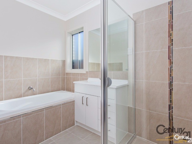 36 Summerland Crescent, Colebee NSW 2761