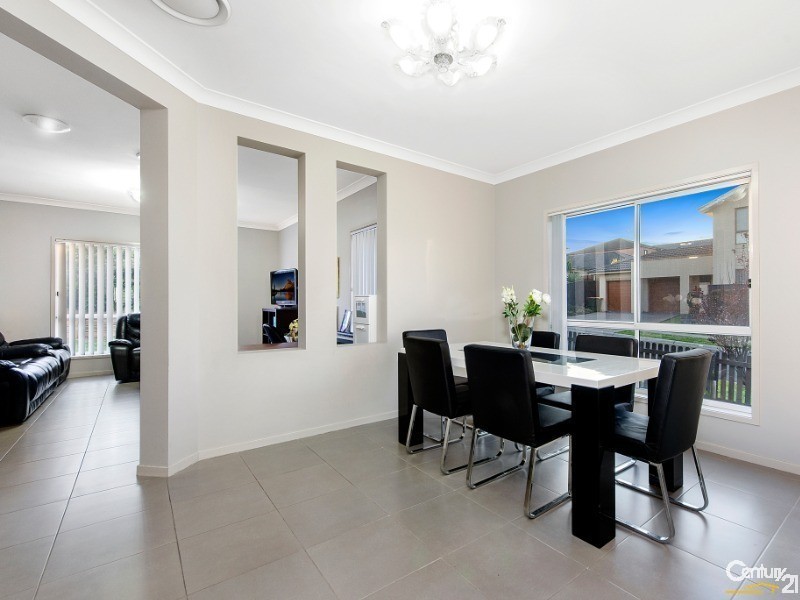 5 Vinegar Hill Rd, Kellyville Ridge NSW 2155