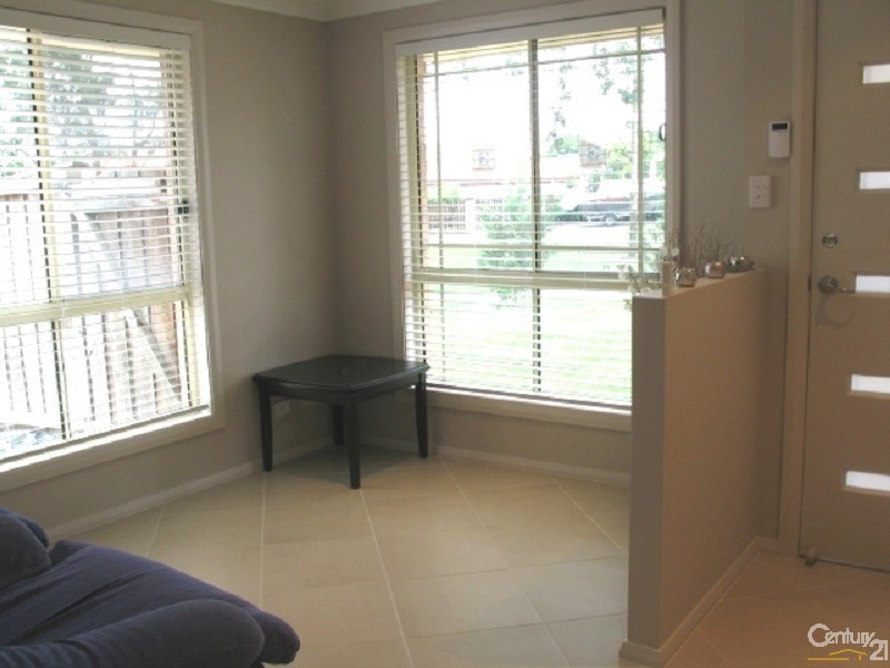 28 Aberdour Ave, Rouse Hill NSW 2155