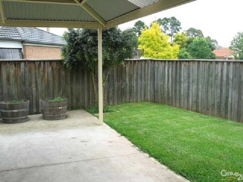 28 Aberdour Ave, Rouse Hill NSW 2155