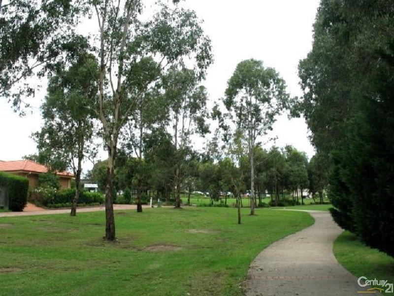 28 Aberdour Ave, Rouse Hill NSW 2155