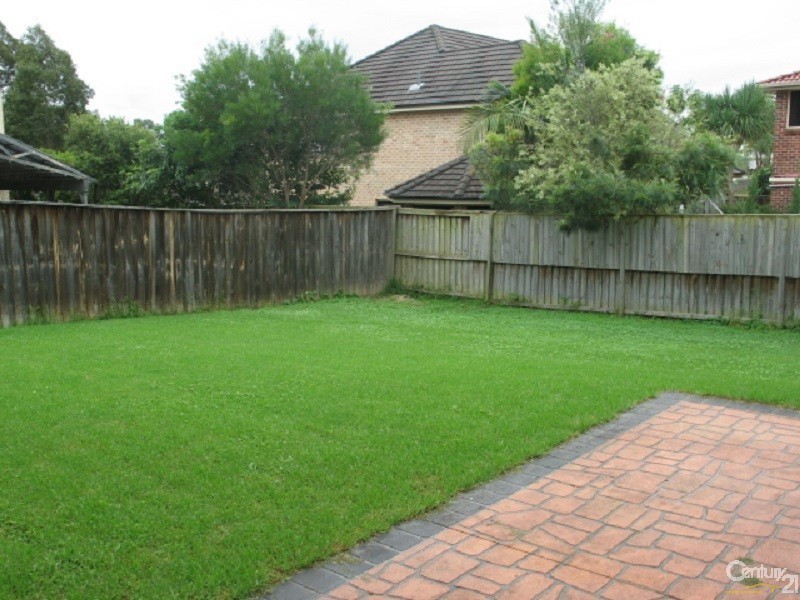 4 Dunbar Place, Kellyville NSW 2155