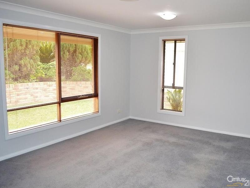 20 Spring Mill Ave, Rouse Hill NSW 2155