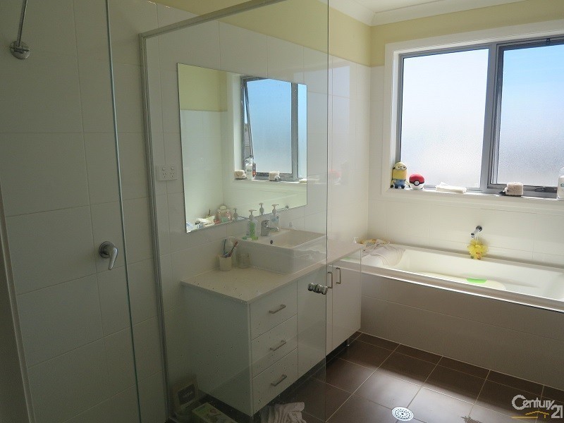 43 Caddies Blvd, Rouse Hill NSW 2155