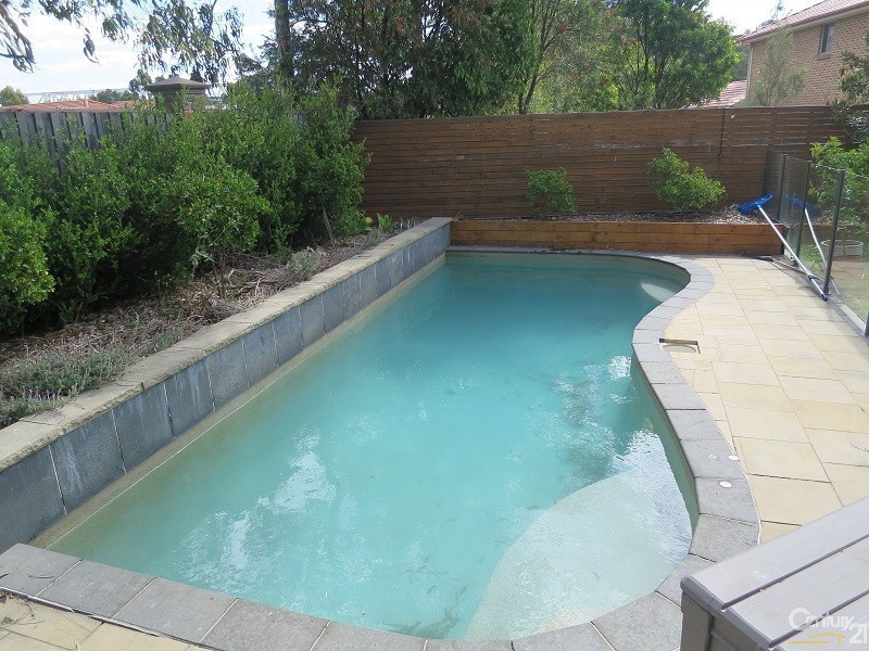 2 Millcroft Way, Beaumont Hills NSW 2155