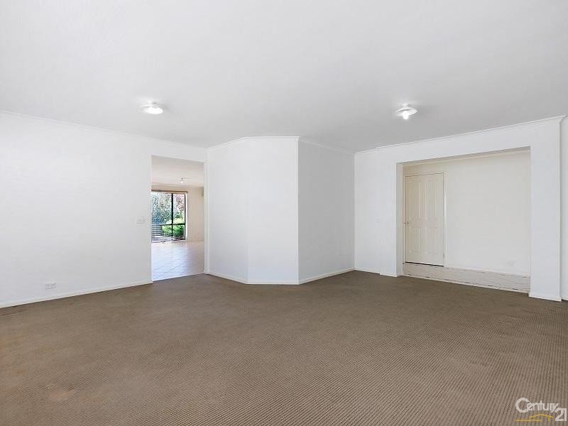 14 Peak Street, Glenwood NSW 2768