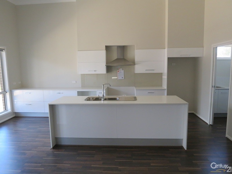 1 Chesterton Ave, Kellyville NSW 2155