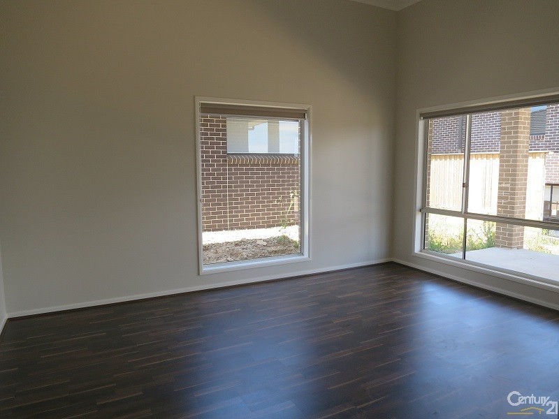 1 Chesterton Ave, Kellyville NSW 2155