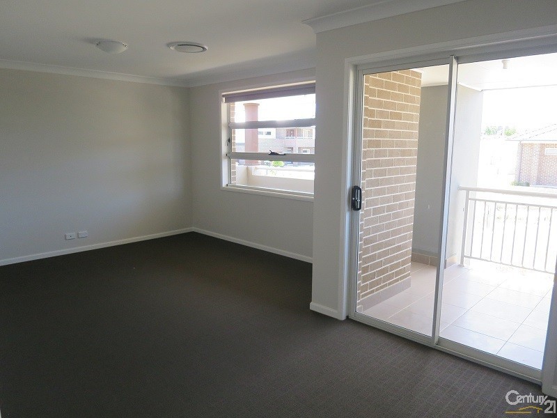 1 Chesterton Ave, Kellyville NSW 2155