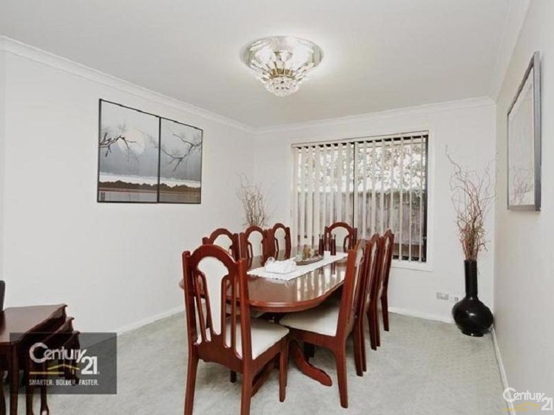 17 Wicklow Place, Rouse Hill NSW 2155