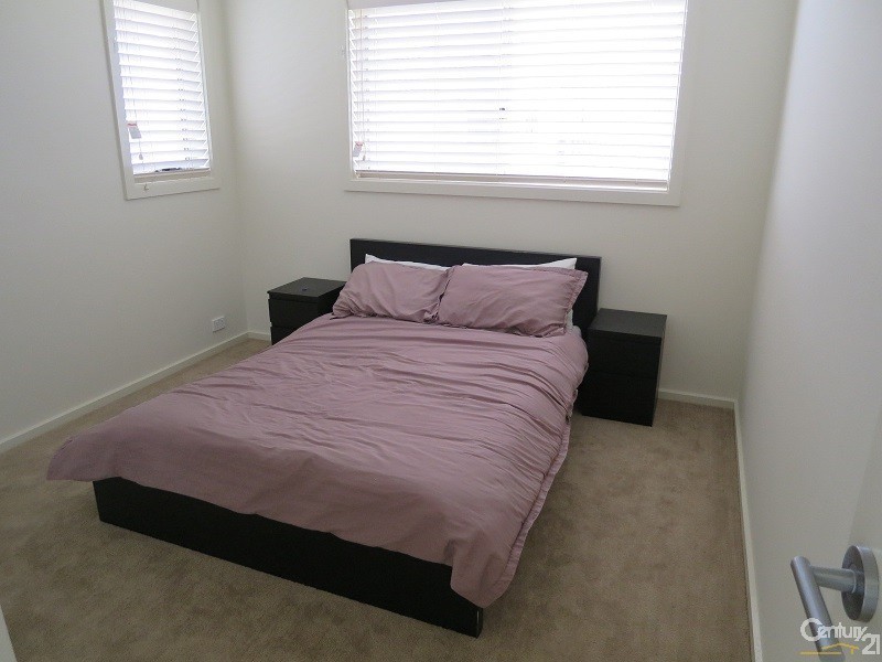 8 Well Street, The Ponds NSW 2769