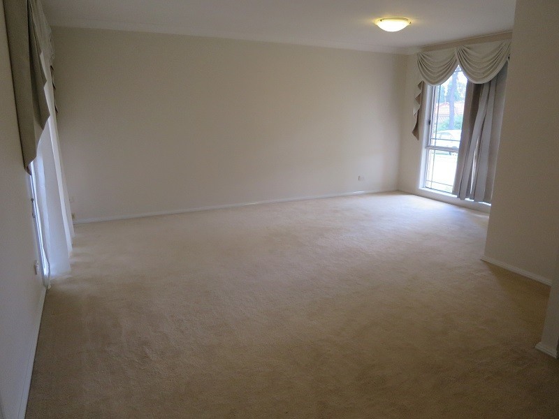 40 Sorrento Drive, Glenwood NSW 2768