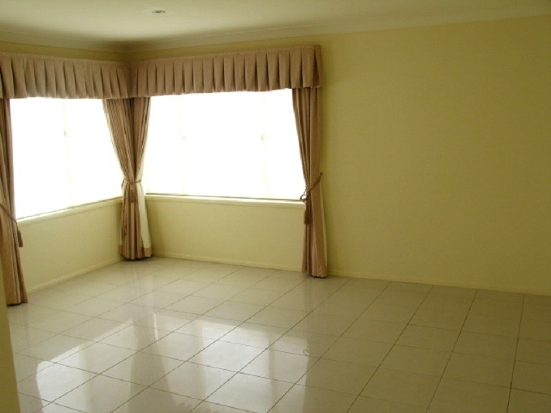 10 Kirton Street, Stanhope Gardens NSW 2768