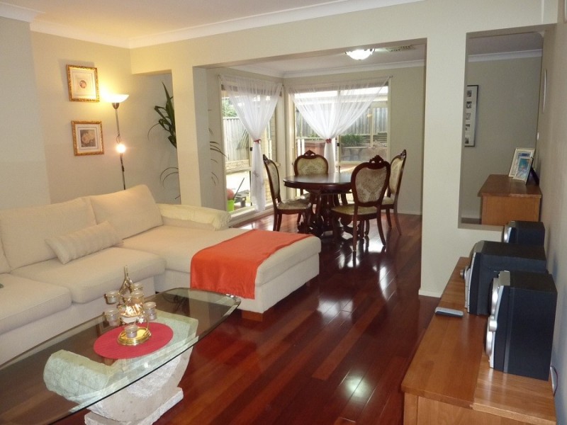 7 Caleen Street, Glenwood NSW 2768