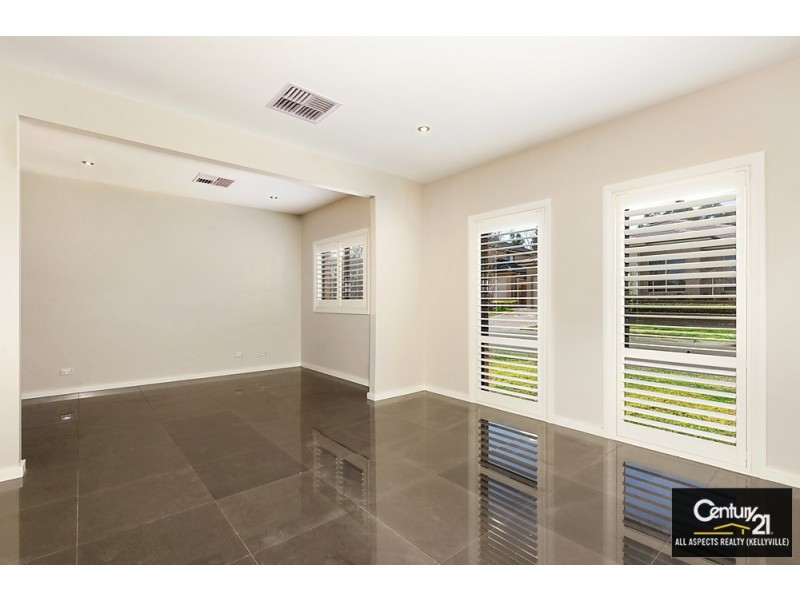 1 Compass Avenue, Beaumont Hills NSW 2155