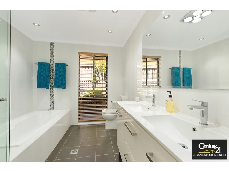 51 Brampton Drive, Beaumont Hills NSW 2155