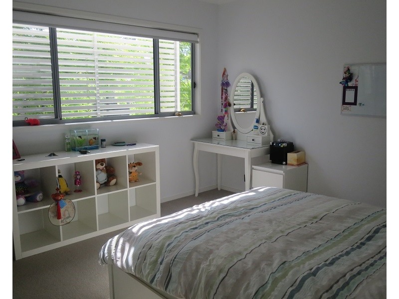 18 Caddies Blvd, Rouse Hill NSW 2155