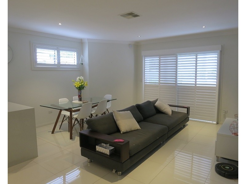 4/4 Cook Street, Baulkham Hills NSW 2153