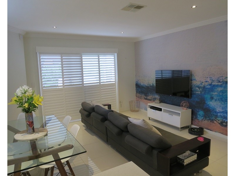 4/4 Cook Street, Baulkham Hills NSW 2153