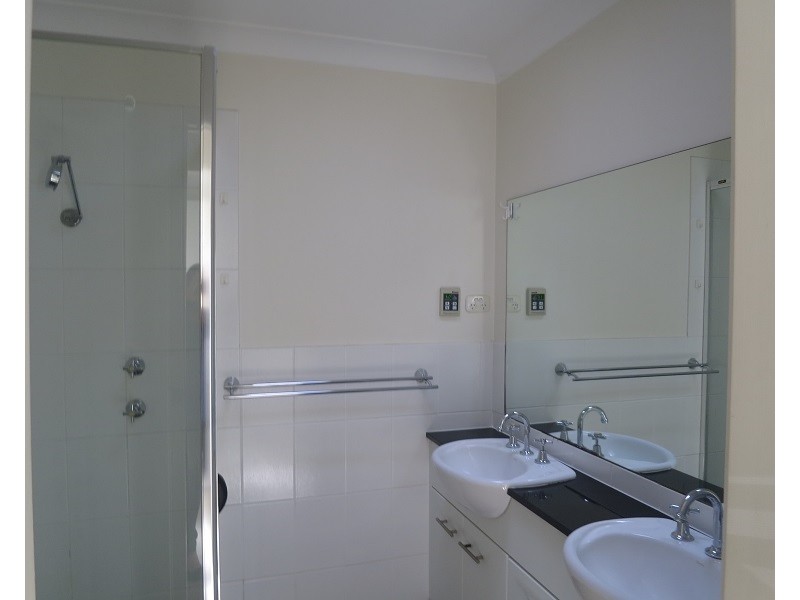36 Benson Road, Beaumont Hills NSW 2155
