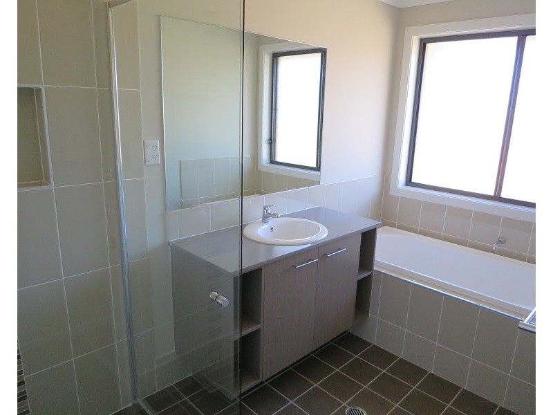 11 Grazier Road, Rouse Hill NSW 2155