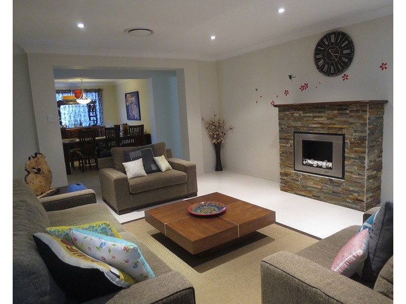 4 Sandalyn St, Kellyville Ridge NSW 2155