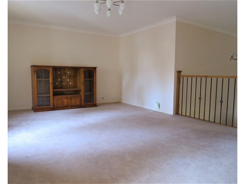 7 Forest Crescent, Beaumont Hills NSW 2155