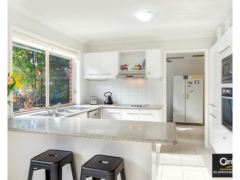 12 Kinsella Court, Kellyville NSW 2155