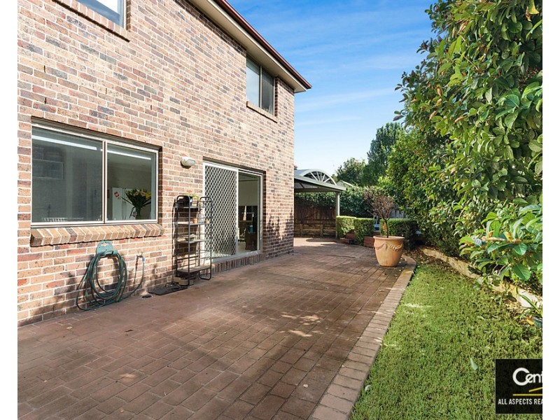 12 Kinsella Court, Kellyville NSW 2155